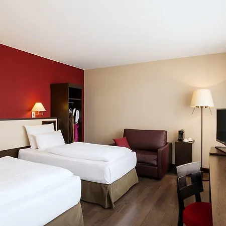 إن إتش كوليكشن ميونخ بافاريا 4* ميونيخ