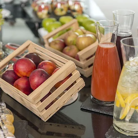 إن إتش كوليكشن ميونخ بافاريا فندق 4*