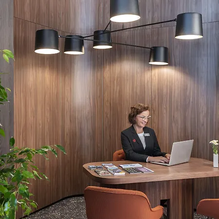 إن إتش كوليكشن ميونخ بافاريا فندق 4*