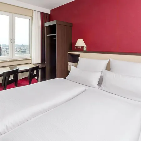 Hotel Nh Collection Bavaria 4*